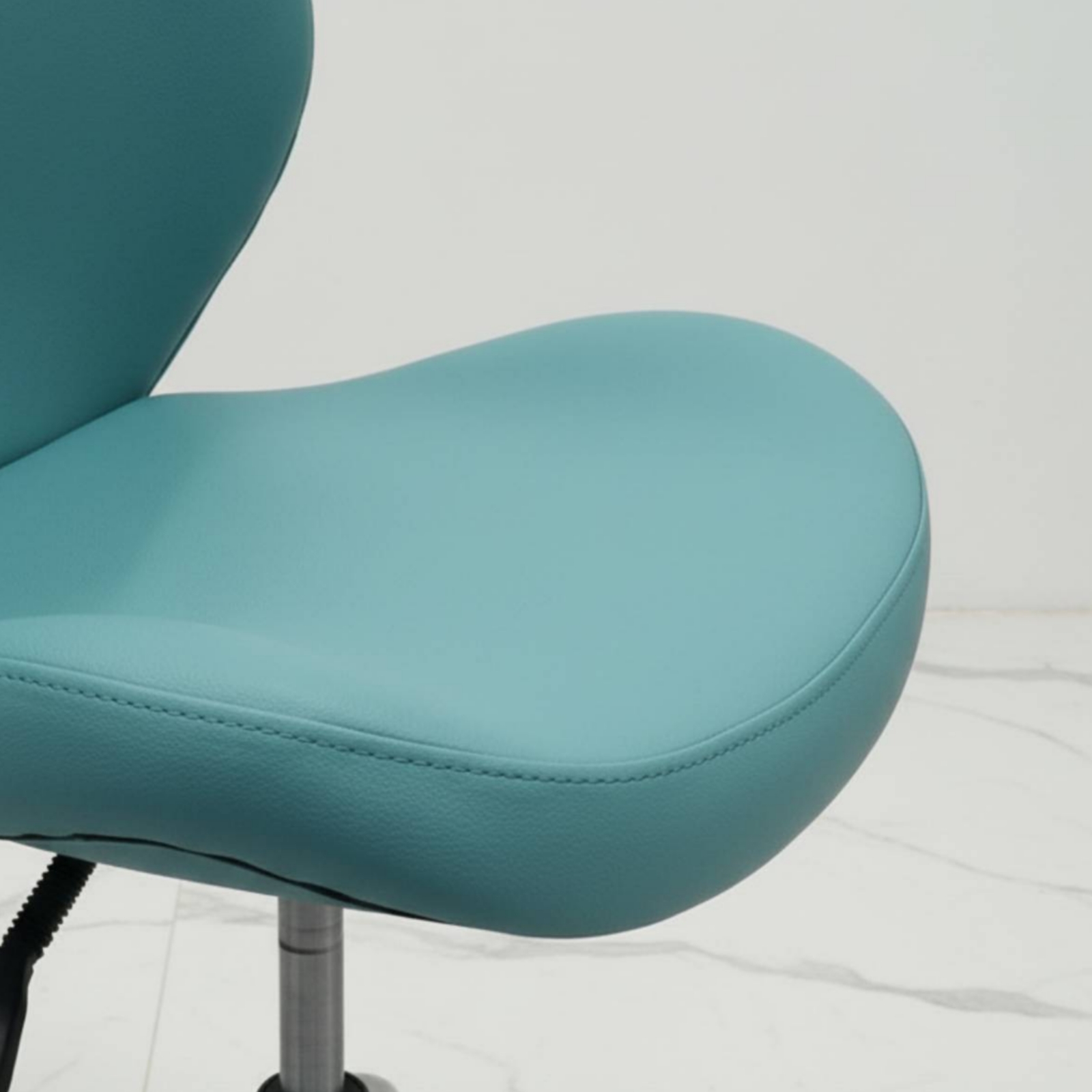 布張り回転椅子、クッション付き回転デスクチェア、モダンなオフ - Office Furniture Commercial のレビューと価格